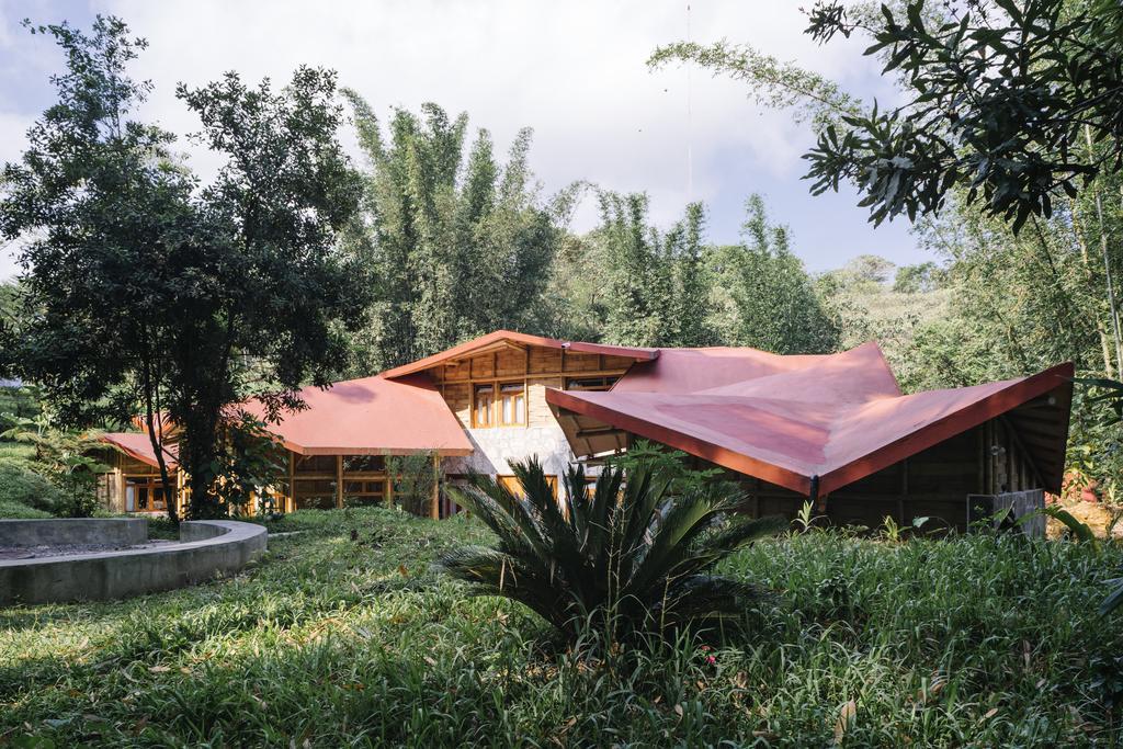 Hostal Tosepan Kali คูเอตซาลันเดลโปรเกรโซ ภายนอก รูปภาพ