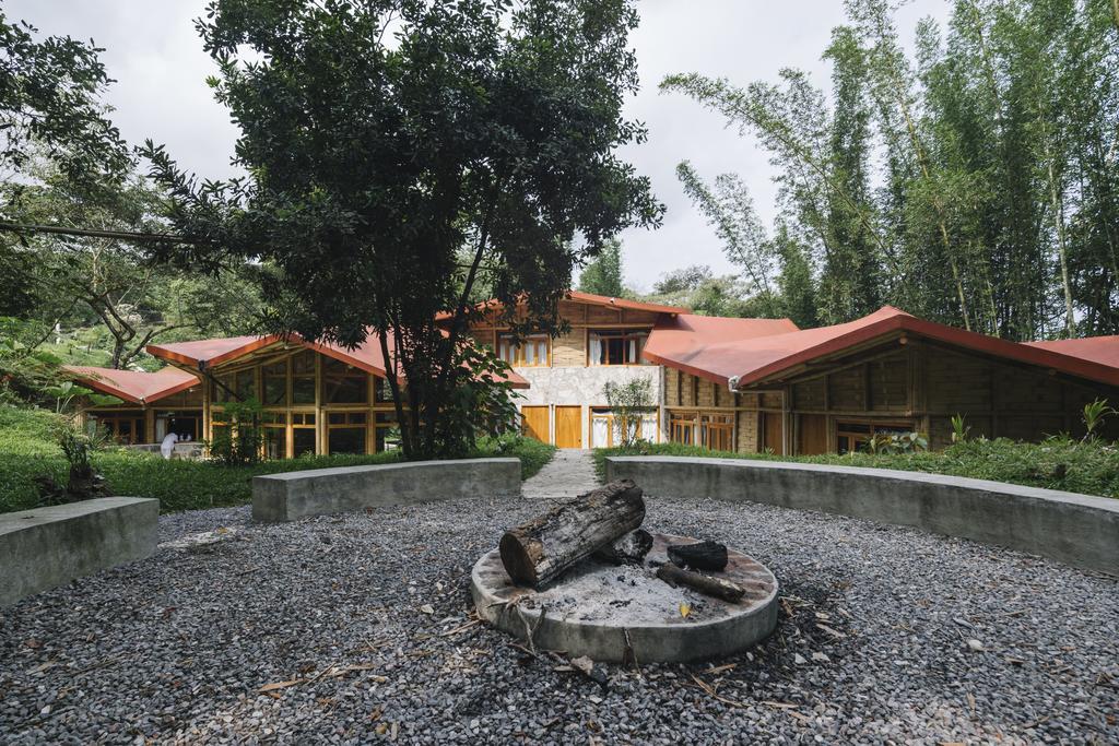Hostal Tosepan Kali คูเอตซาลันเดลโปรเกรโซ ภายนอก รูปภาพ